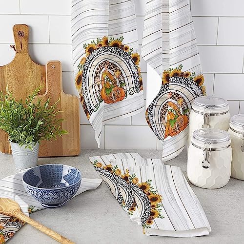 ZOE GARDEN Leopard Printed Pumpkins Kitchen Towels Set of 2